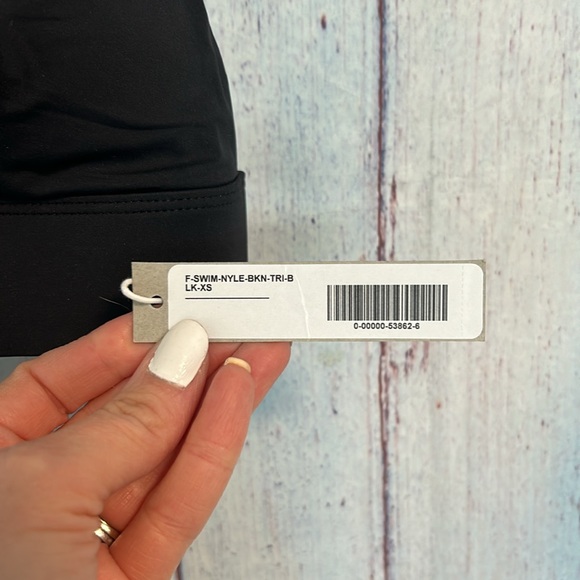 NWT Everlane The Triangle Bikini Top - Picture 6 of 9